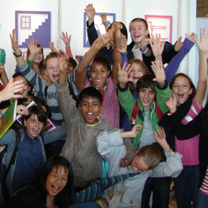 Linguas estras en scola